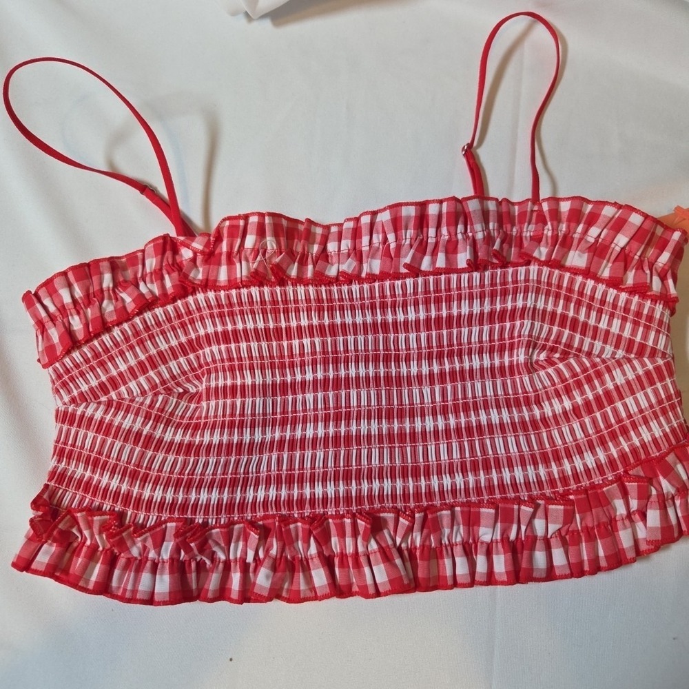 Colsie‎ Crop Top Womens M Red White Smocked Ruffle Plaid Gingham Sleeveless NWT
